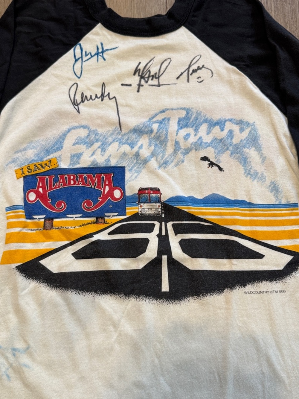 Autographed Alabama 80s The Fans Tour Shirt 3/4 Sleeve Concert Tee Double Sided